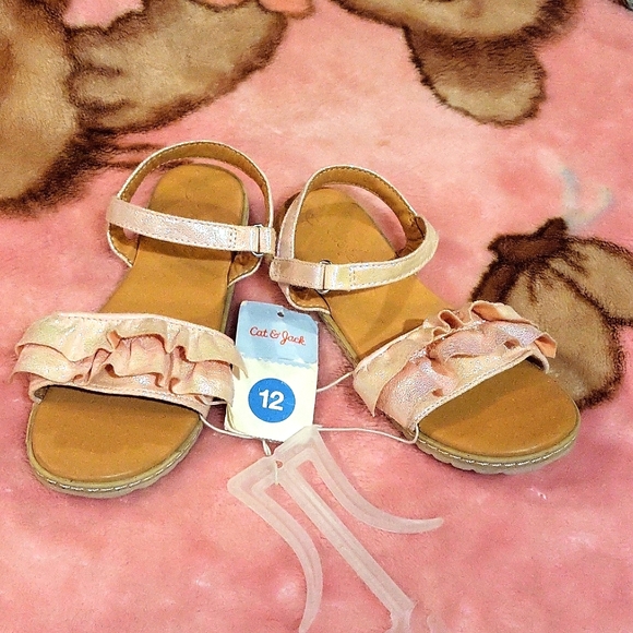 Cat & Jack Shoes Nwt Cat Jack Pink Shimmering Ruffle Sandals 2
